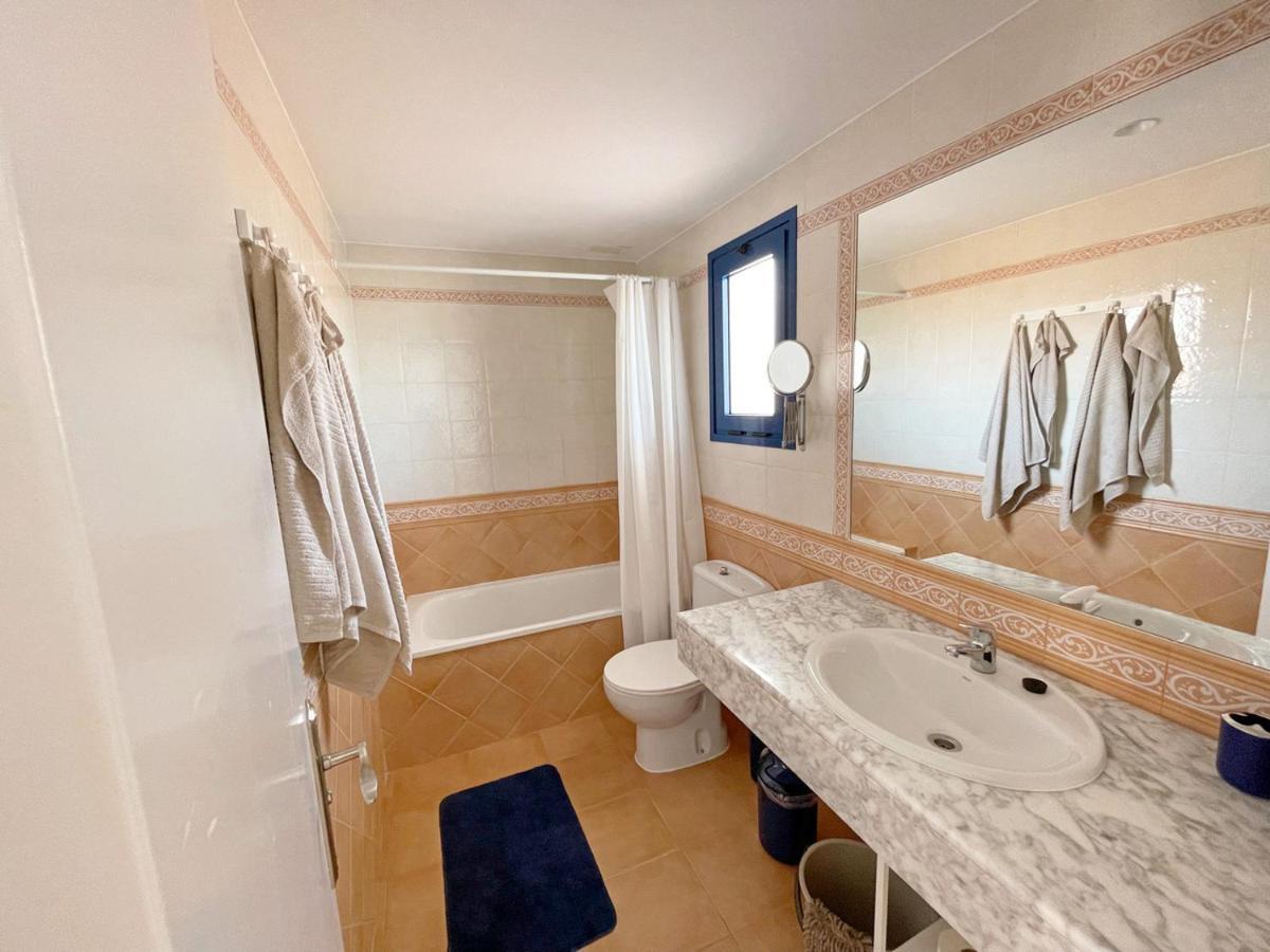 Apartamento Vilem & Piscina, Wi-Fi 科斯塔卡玛 外观 照片