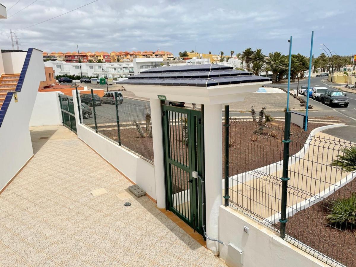 Apartamento Vilem & Piscina, Wi-Fi 科斯塔卡玛 外观 照片